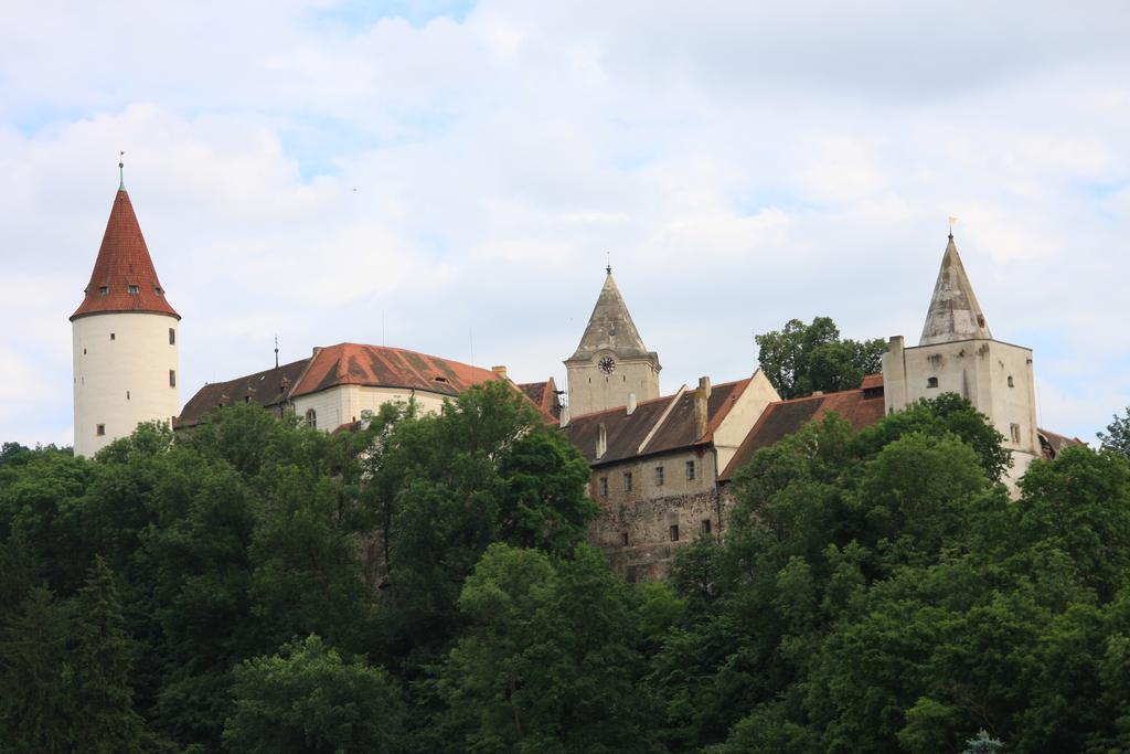 Orli Hnizdo At Chateau Novak Křivoklát Esterno foto